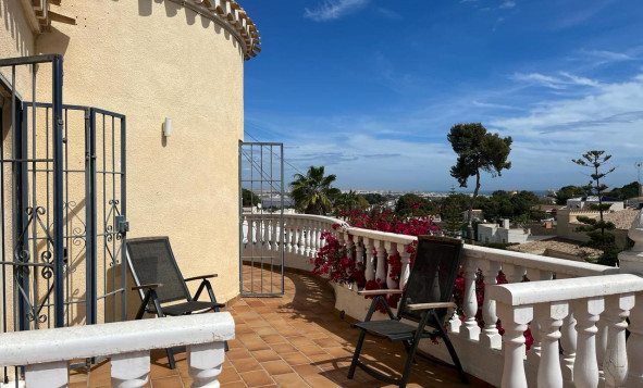 Resale - Villa - Los Balcones - Orihuela Costa