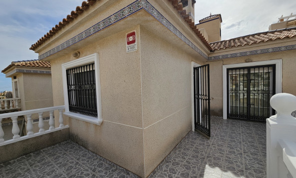 Reventa - 4. House - Detached Villa - Villamartin - Orihuela Costa