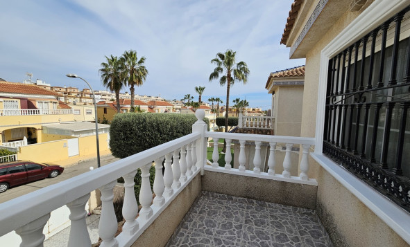 Reventa - 4. House - Detached Villa - Villamartin - Orihuela Costa