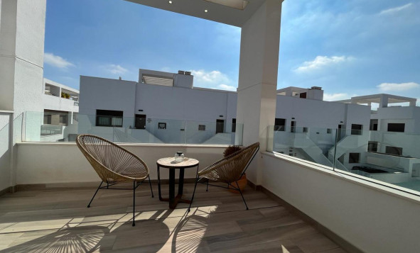 Resale - Villa - Los Balcones - Orihuela Costa