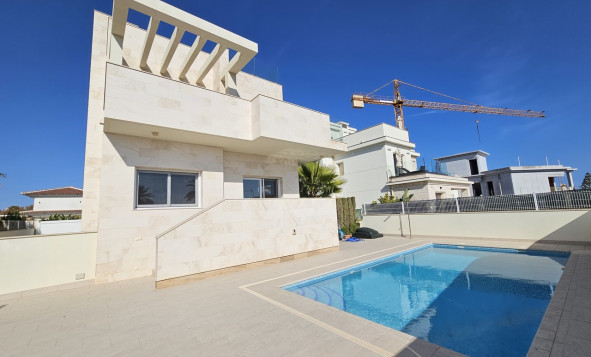 Resale - Villa - La Zenia - Orihuela Costa