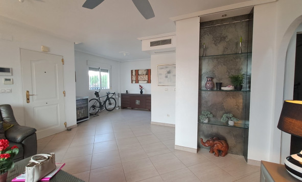 Resale - Villa - Punta Prima - Orihuela Costa