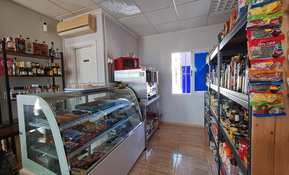 Reventa - Commercial Property - Torrevieja