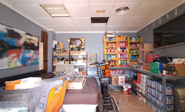 Reventa - Commercial Property - Torrevieja