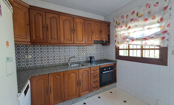 Resale - Villa - Santiago de Ribera - Los Alcazares