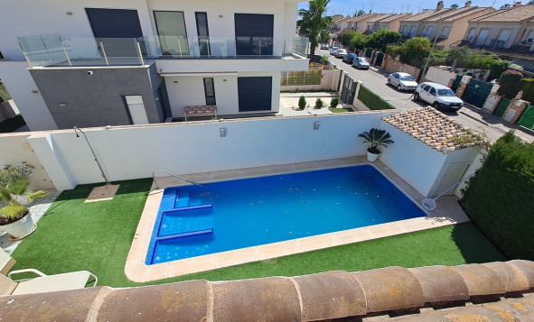 Resale - Villa - Santiago de Ribera - Los Alcazares