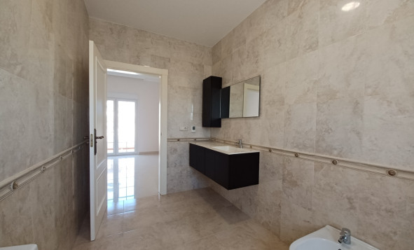 Resale - Villa - Cabo Roig - Orihuela Costa