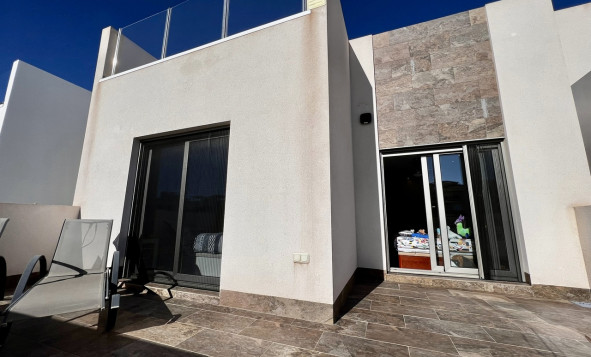 Resale - Villa - Villamartin - Orihuela Costa