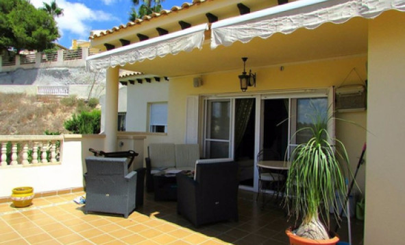 Resale - Villa - Las Ramblas - Orihuela Costa