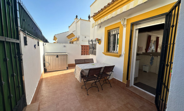 Resale - Town house / semi detached - Orihuela - Vistabella Golf