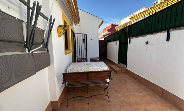 Resale - Town house / semi detached - Orihuela - Vistabella Golf