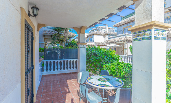 Resale - Villa - Playa Flamenca - Orihuela Costa