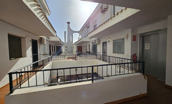 Resale - Apartment - Villamartin - Orihuela Costa