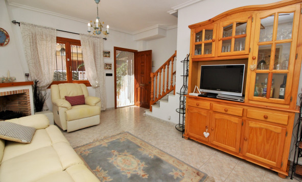 Resale - Villa - Playa Flamenca - Orihuela Costa