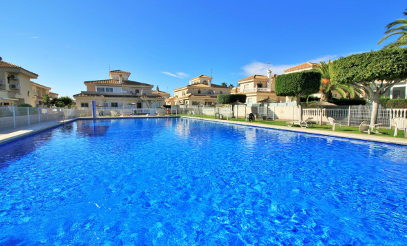 Resale - Villa - Playa Flamenca - Orihuela Costa