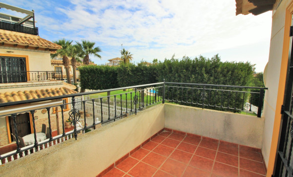 Resale - Villa - Playa Flamenca - Orihuela Costa