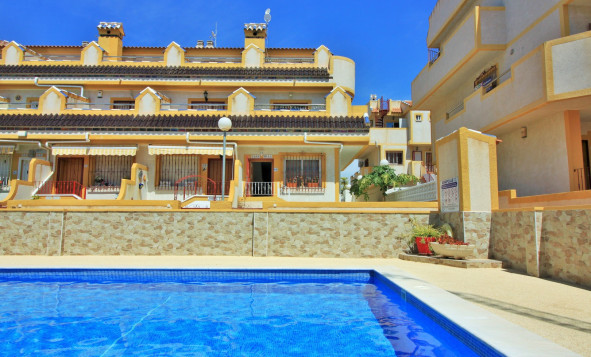 Reventa - Villa - Playa Flamenca - Orihuela Costa