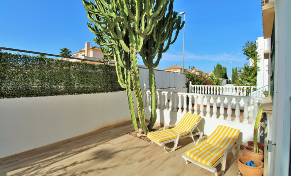 Resale - Villa - Villamartin - PAU 8