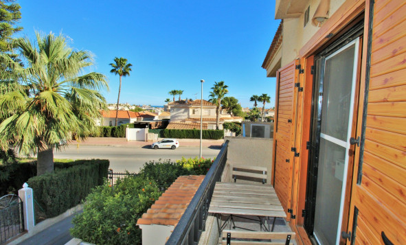 Resale - Villa - Playa Flamenca - Orihuela Costa