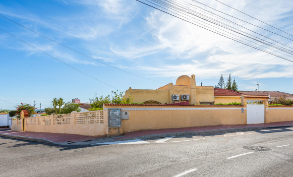 Resale - Villa - Ciudad Quesada - Rojales