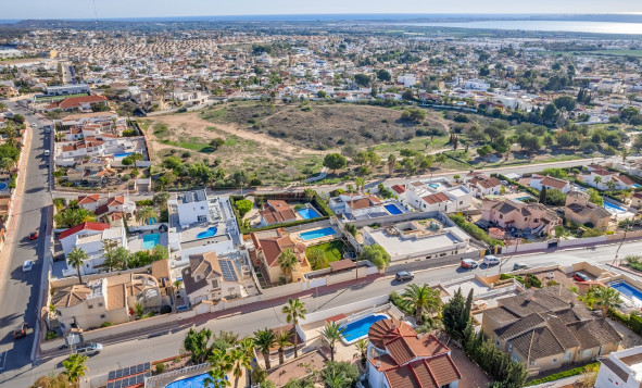 Resale - Villa - Ciudad Quesada - Rojales