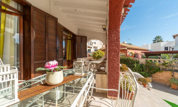 Reventa - Villa - Orihuela Costa