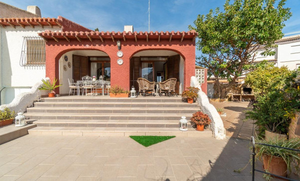 Reventa - Villa - Orihuela Costa