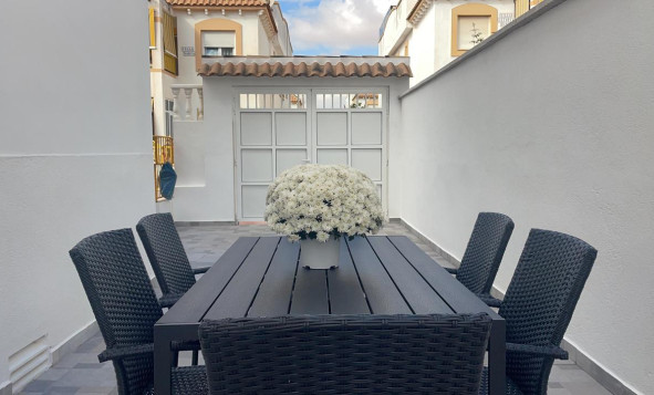 Resale - Apartment - Torrevieja