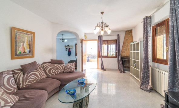 Resale - 4. House - Detached Villa - Orihuela Costa