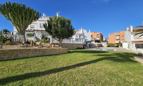 Herverkoop - Villa - La Mata - Torrevieja