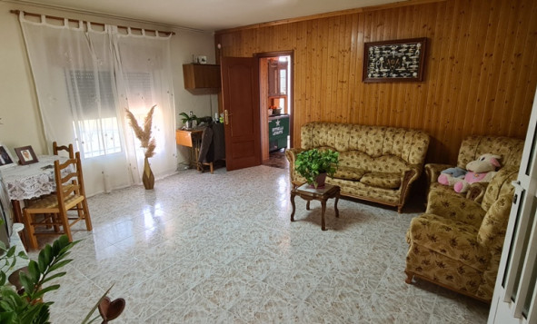 Resale - Villa - Orihuela