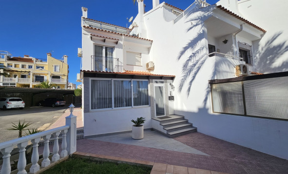 Herverkoop - Villa - Torrevieja