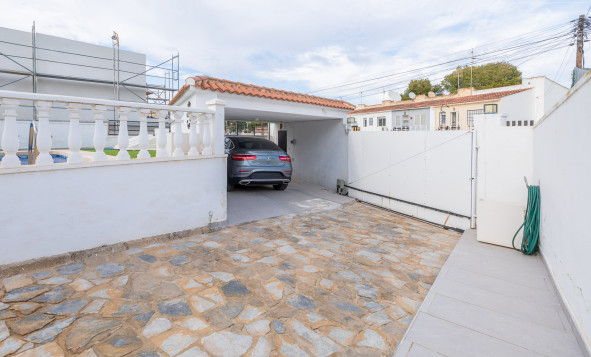 Herverkoop - Villa - Torrevieja - Orihuela Costa