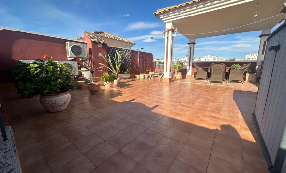 Herverkoop - Town house / semi detached - Orihuela - Vistabella Golf