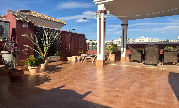 Herverkoop - Town house / semi detached - Orihuela - Vistabella Golf