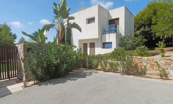 Resale - Villa - Orihuela - Las Colinas Golf