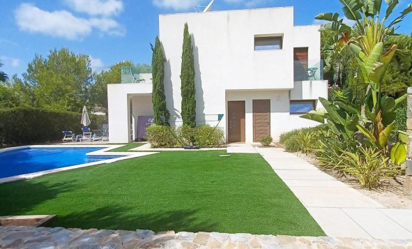 Resale - Villa - Orihuela - Las Colinas Golf