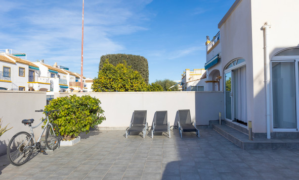 Herverkoop - Villa - Torrevieja