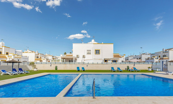 Herverkoop - Villa - Torrevieja