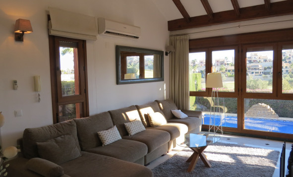 Resale - 4. House - Detached Villa - Algorfa - La Finca Golf