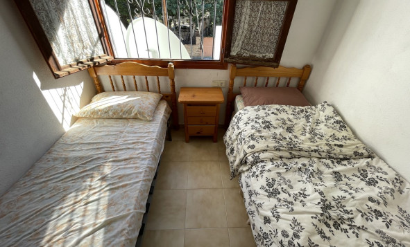 Resale - Villa - Los Balcones - Orihuela Costa