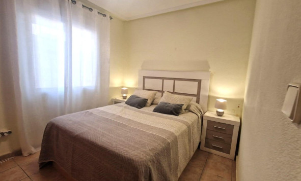 Resale - 2. Town house - Torrevieja