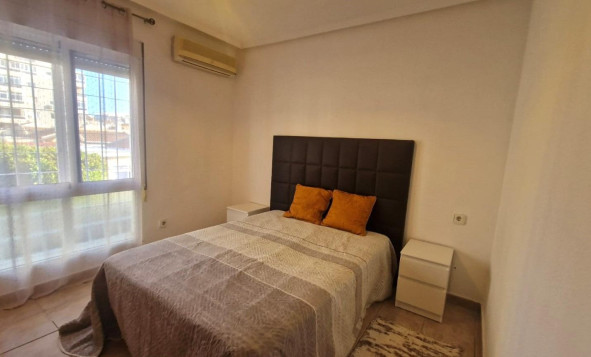 Resale - 2. Town house - Torrevieja