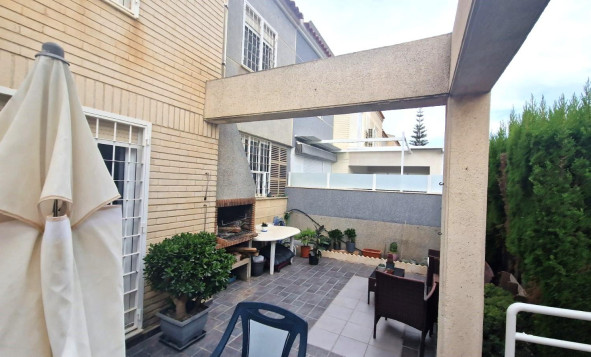 Resale - 2. Town house - Torrevieja