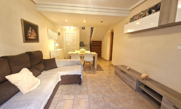 Resale - 2. Town house - Torrevieja