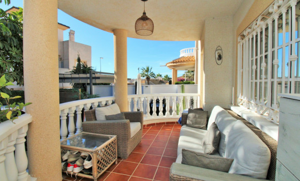 Herverkoop - Villa - Villamartin - Orihuela Costa