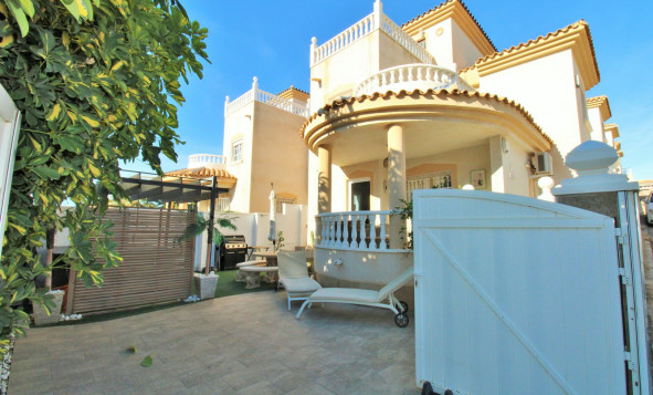 Herverkoop - Villa - Villamartin - Orihuela Costa