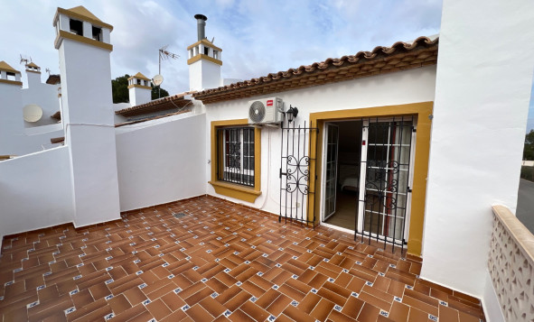 Resale - 4. House - Detached Villa - Orihuela Costa