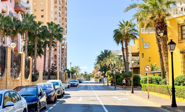 Resale - Apartment - Torrevieja