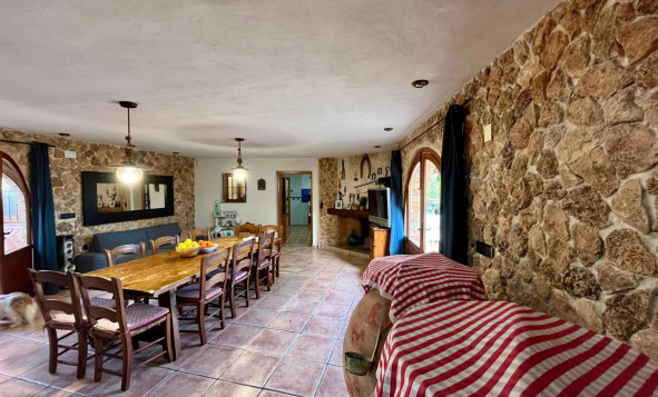 Herverkoop - 5. Finca / Country Property - El Esparragal